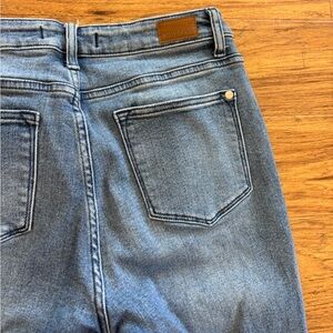 judy blue jeans | size 7/28 | relaxed fix skinny leg